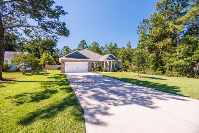 107 Magnolia Landing Drive, Freeport, FL 32439