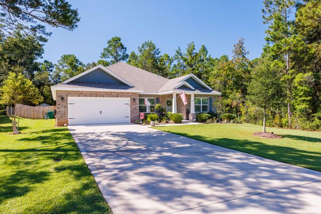 107 Magnolia Landing Drive, Freeport, FL 32439