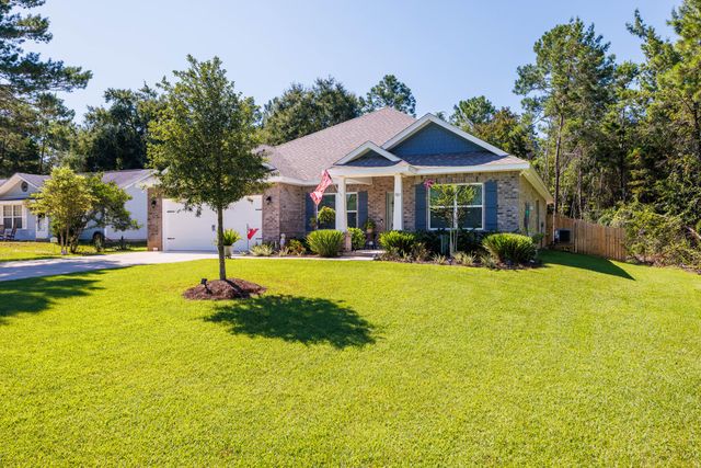 107 Magnolia Landing Drive, Freeport, FL 32439