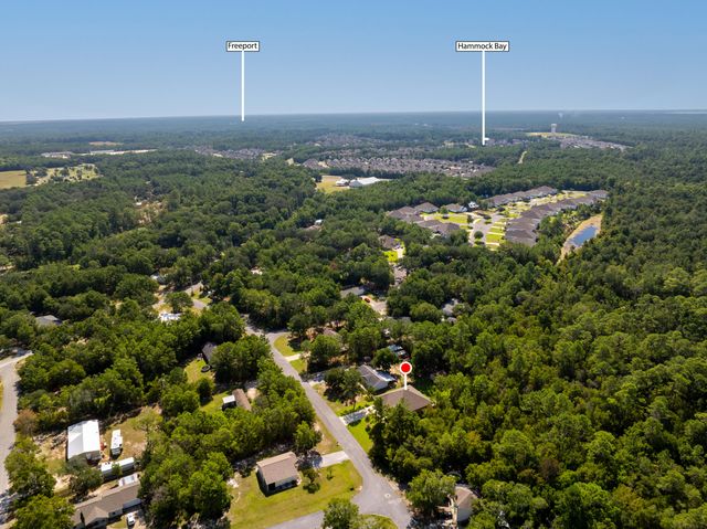 107 Magnolia Landing Drive, Freeport, FL 32439