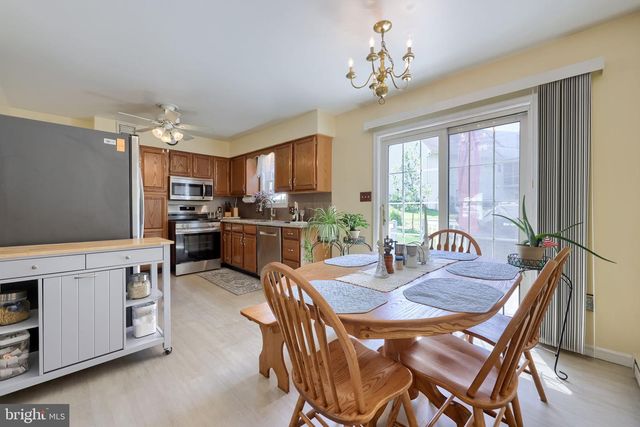 209 YORKSHIRE WAY, Mountville, PA 17554
