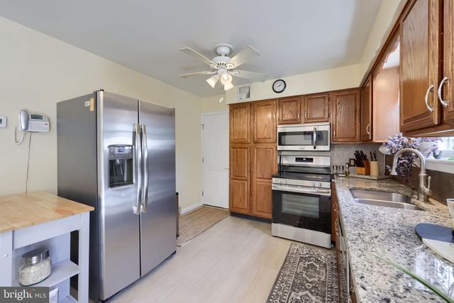 209 YORKSHIRE WAY, Mountville, PA 17554