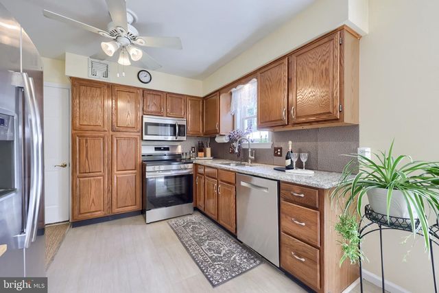 209 YORKSHIRE WAY, Mountville, PA 17554