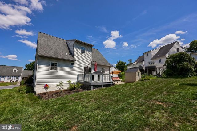 209 YORKSHIRE WAY, Mountville, PA 17554