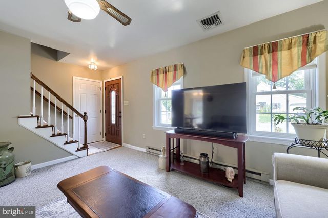 209 YORKSHIRE WAY, Mountville, PA 17554