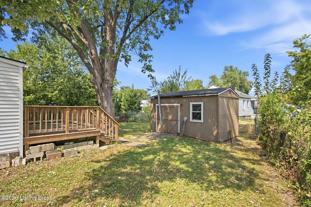 1047 Seelbach Ave, Louisville, KY 40215