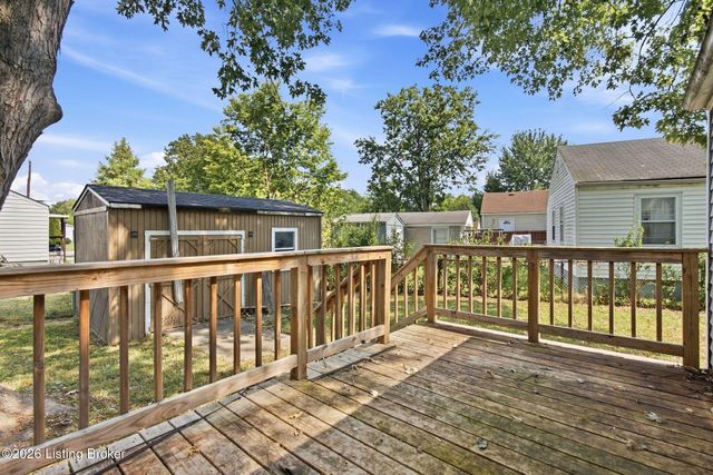 1047 Seelbach Ave, Louisville, KY 40215