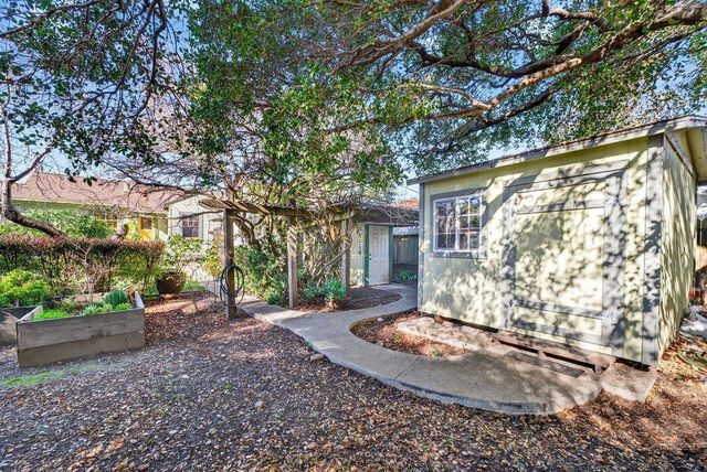 336 Dakota Avenue, Santa Cruz, CA 95060