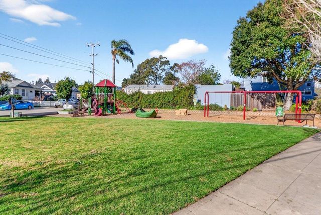 336 Dakota Avenue, Santa Cruz, CA 95060