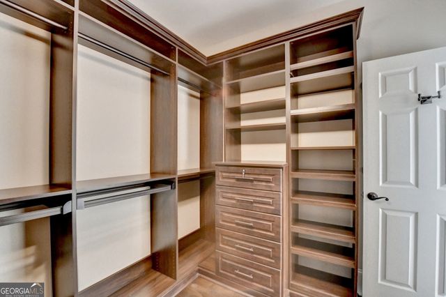 8360 Kenningston Way, Duluth, GA 30097