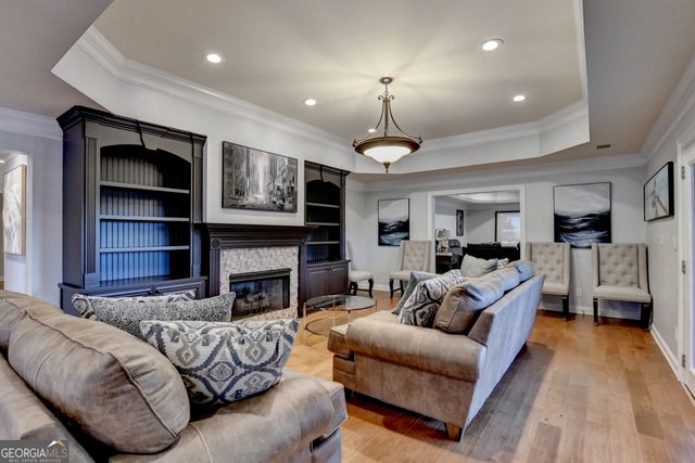 8360 Kenningston Way, Duluth, GA 30097