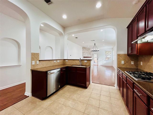 240 Fort Mabry LOOP, Georgetown, TX 78628