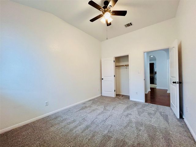 240 Fort Mabry LOOP, Georgetown, TX 78628