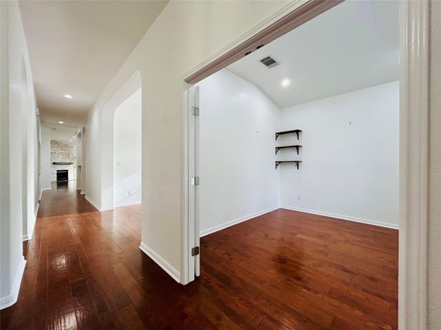 240 Fort Mabry LOOP, Georgetown, TX 78628