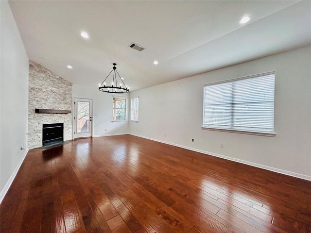 240 Fort Mabry LOOP, Georgetown, TX 78628