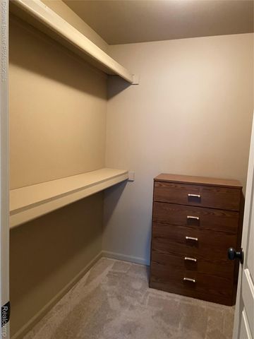 5284 Brookshire Drive, Almont Village, MI 48003