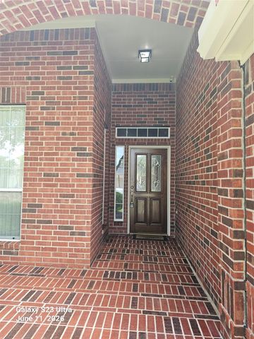 11402 Softbreeze Court, Pearland, TX 77584