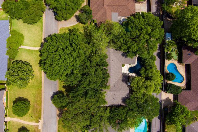 6950 Mossvine Drive, Dallas, TX 75254