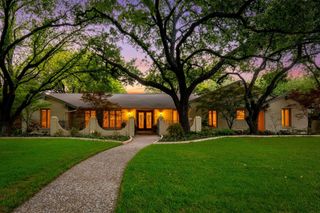 6950 Mossvine Drive, Dallas, TX 75254