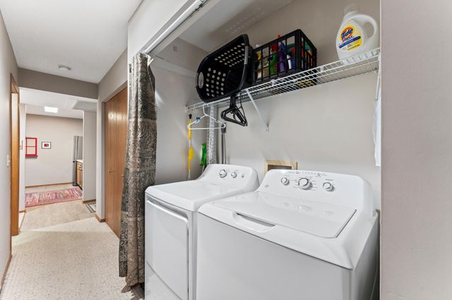 14575 Burma Avenue W 101, Rosemount, MN 55068