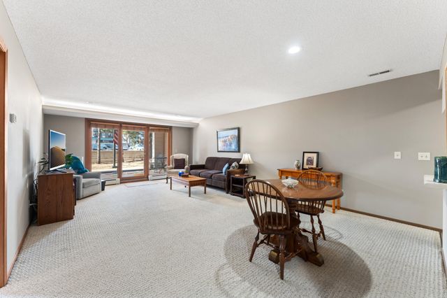 14575 Burma Avenue W 101, Rosemount, MN 55068