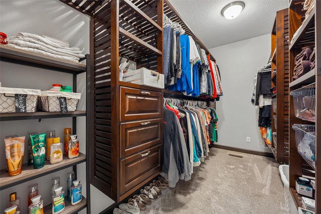 313 Summit Circle NW, Bondurant, IA 50035