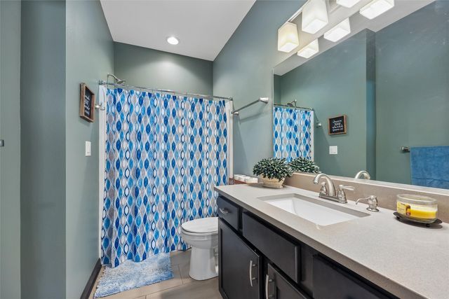 313 Summit Circle NW, Bondurant, IA 50035