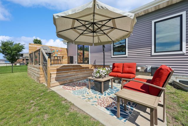313 Summit Circle NW, Bondurant, IA 50035