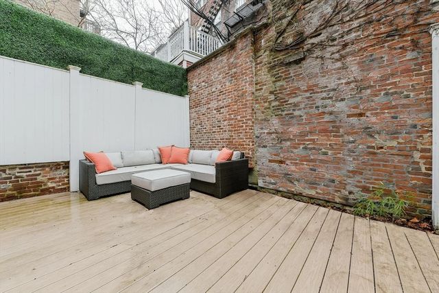 9 Fayette St 1, Boston, MA 02116