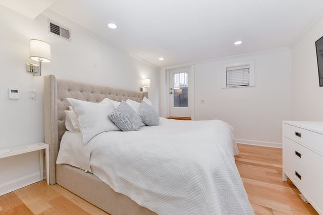 9 Fayette St 1, Boston, MA 02116