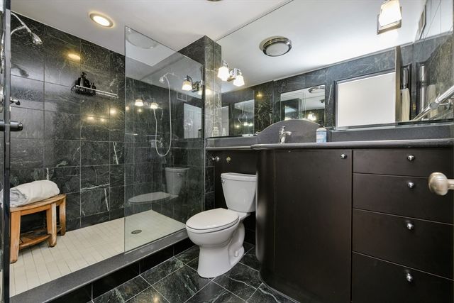 9 Fayette St 1, Boston, MA 02116