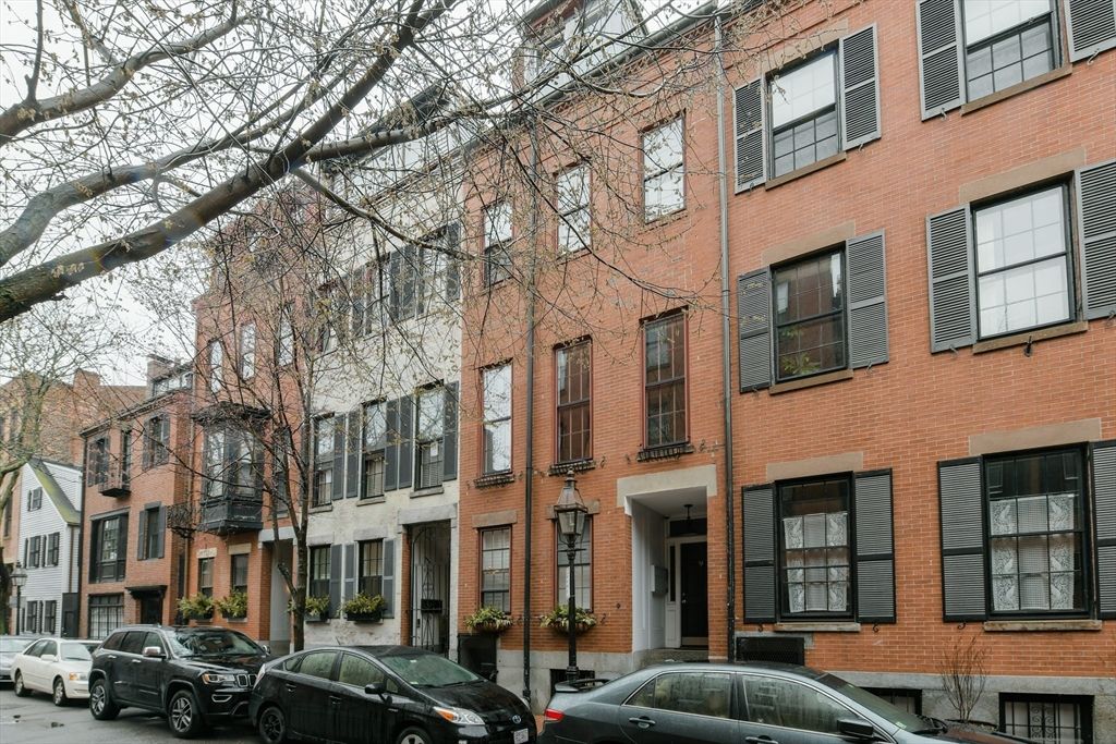 9 Fayette St 1, Boston, MA 02116