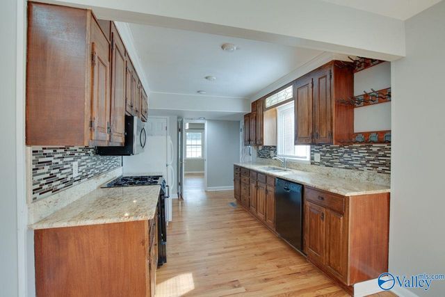 2700 Briarwood Drive SE, Huntsville, AL 35801