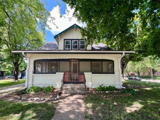 400 W Salem Avenue, Indianola, IA 50125