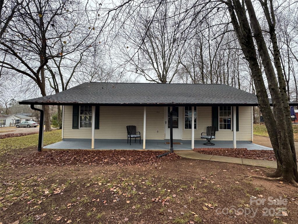 915 Reeves Street, Salisbury, NC 28144