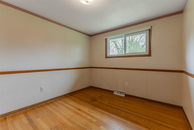4658 3 Mile Road, Grand Rapids, MI 49534