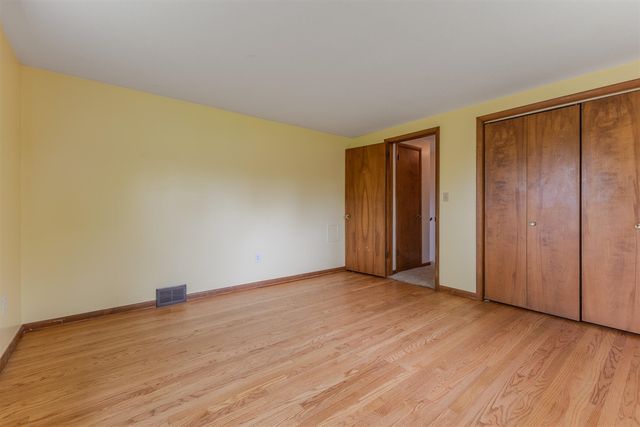 4658 3 Mile Road, Grand Rapids, MI 49534