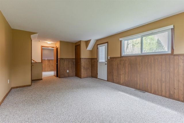 4658 3 Mile Road, Grand Rapids, MI 49534