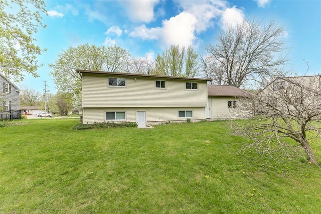 4658 3 Mile Road, Grand Rapids, MI 49534