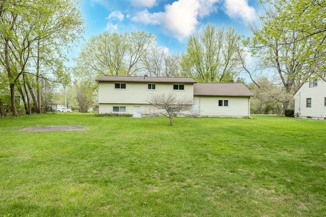 4658 3 Mile Road, Grand Rapids, MI 49534