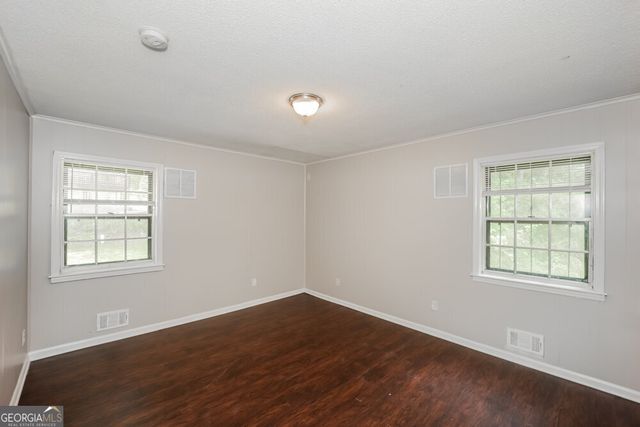 4280 Valley Lake Terrace, College Park, GA 30349