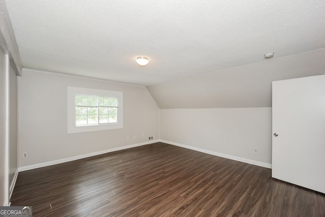 4280 Valley Lake Terrace, College Park, GA 30349