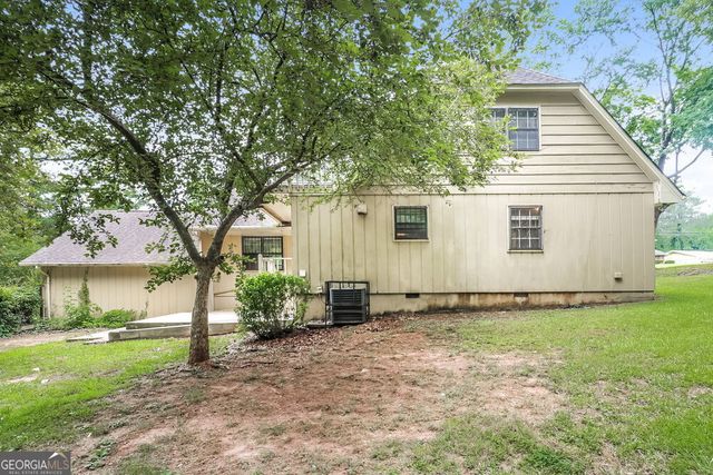 4280 Valley Lake Terrace, College Park, GA 30349