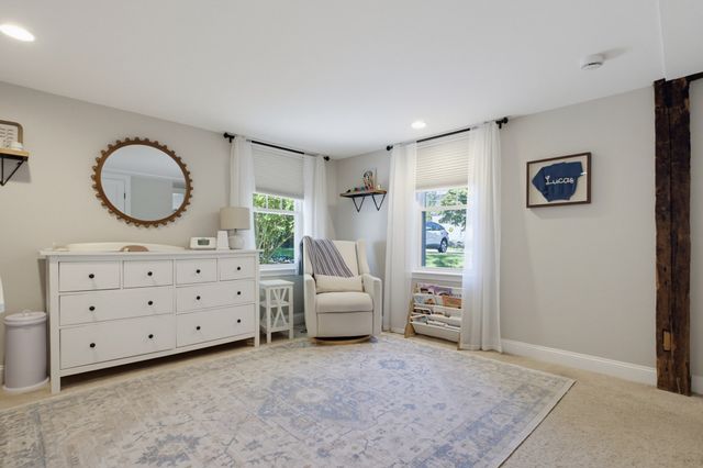 166 Southville Rd A, Southborough, MA 01772