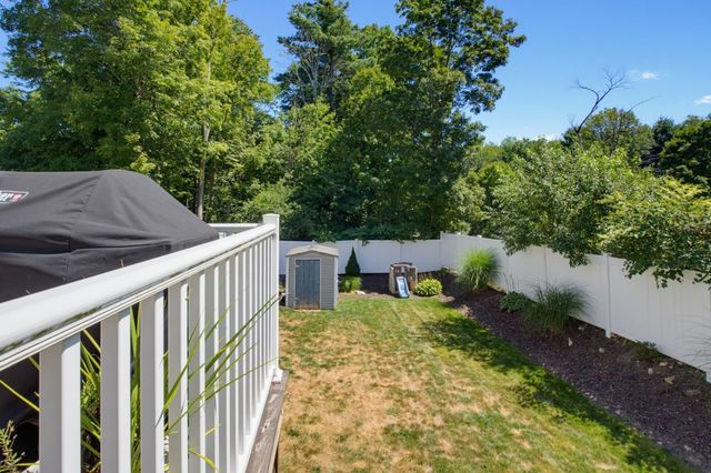 166 Southville Rd A, Southborough, MA 01772