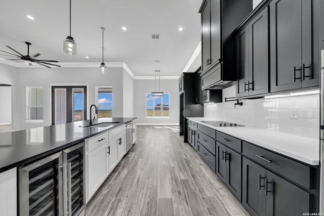 158 Estates Dr, La Vernia, TX 78121