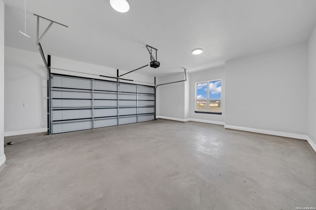 158 Estates Dr, La Vernia, TX 78121
