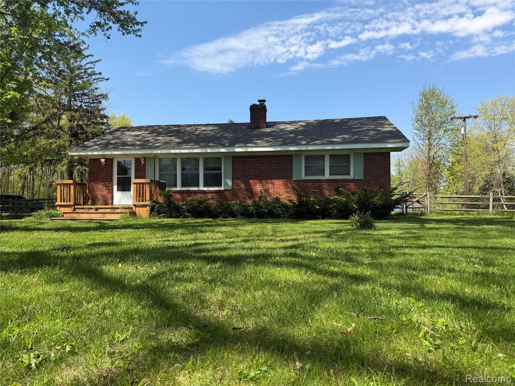 6772 Wells Road, Summerfield Township, MI 49270
