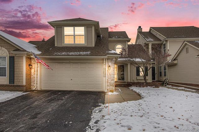 46501 Killarney Circle 174, Canton, MI 48188