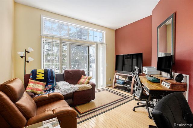 46501 Killarney Circle 174, Canton, MI 48188